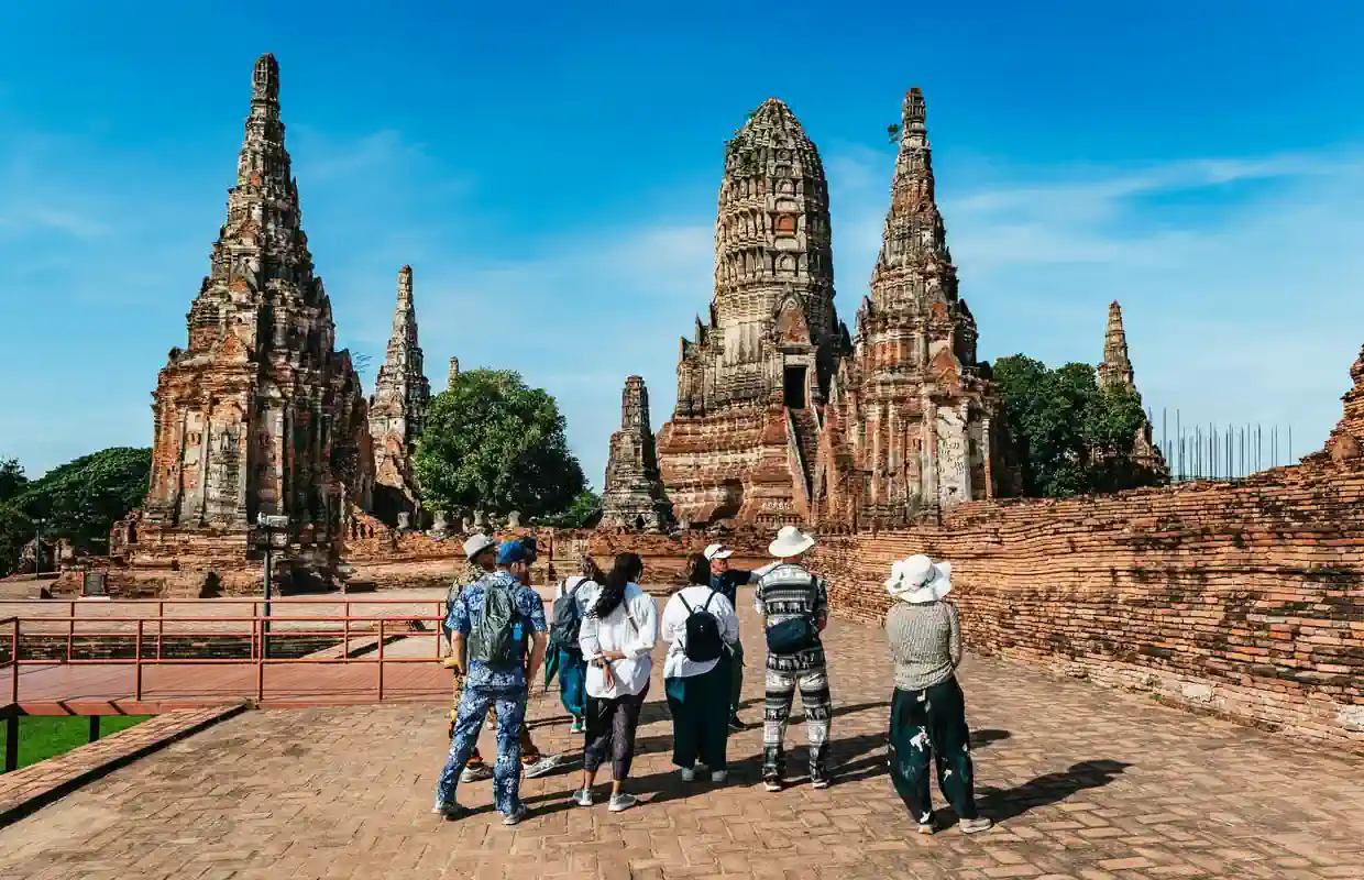 Wycieczka z przewodnikiem po świątyniach Ayutthaya z lunchem