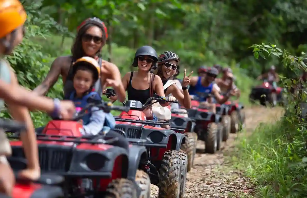 Phuket: Big Buddha Viewpoint ATV Tour i Zipline Adventure